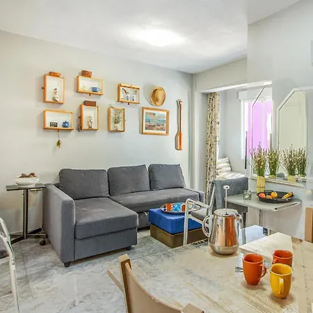 Appartement Lovely In With Wifi